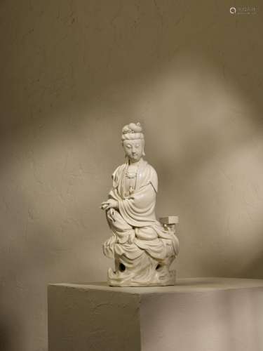 A Dehua figure of Guanyin, Qing dynasty, 18th century |  清十...