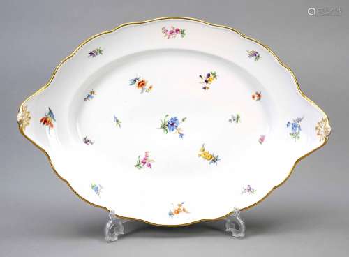 Large presentoire, Meissen, pommel s