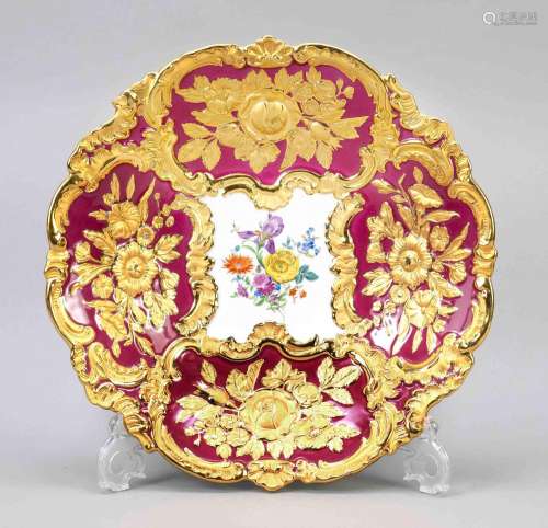 A ceremonial plate, Meissen, 1970s,