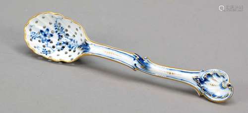 Scattering spoon, Meissen, mark 1850