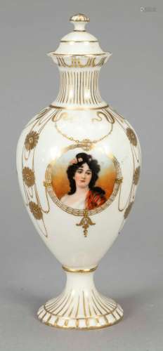 Small lidded vase / flacon, c. 1900,