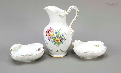 Jug and pair of cream bowls, Bing &