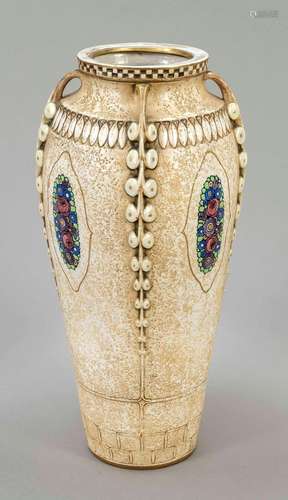 Art Nouveau vase, Ernst Wahliss, Tur