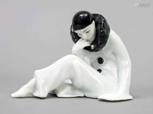 Sitting Pierrot with lowered gaze, T