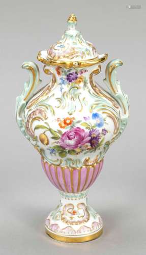 A vase with a decorative lid, Thurin