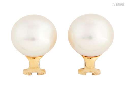 PASPALEY, PAIR OF 18CT GOLD AND SOUTH SEA PEARL EARRINGS