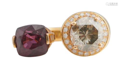 18CT GOLD, SPINEL AND DIAMOND RING