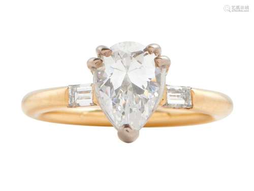 18CT TWO-TONE GOLD AND DIAMOND RING