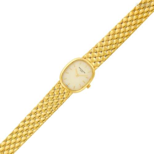 Patek Philippe Gold  Ellipse  Wristwatch, Ref. 4764