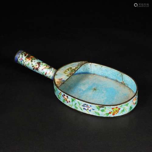 A Chinese enameled copper crumb collector, early 20th centur...