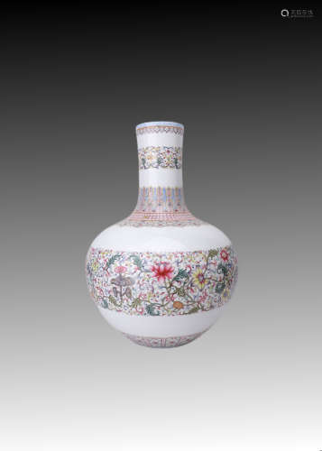 Yangcai tangled flower pattern celestial bottle