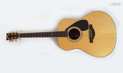 YAMAHA LL6 ACOUSTC GUITAR