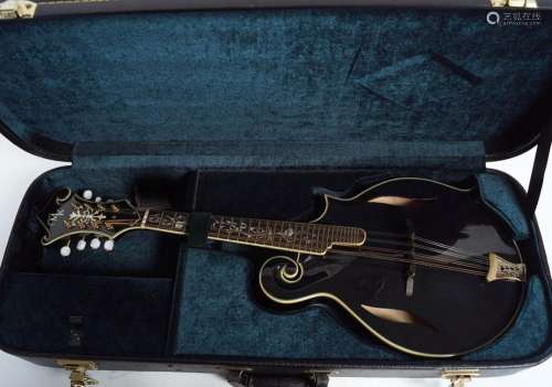 MICHAEL KELLY F STYLE MANDOLIN