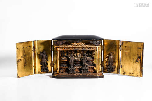 17世纪 木胎大漆彩绘描金西方三圣带四护法佛龛
