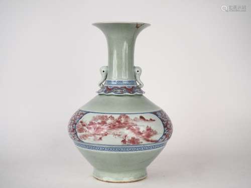 Vase balustre à large panse, décor en rouge de fer et bleu s...