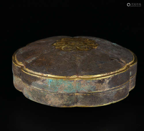 Silver Gilt Floral Lid Box