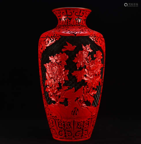 An old collection of large lacquer flower pattern ornamental...