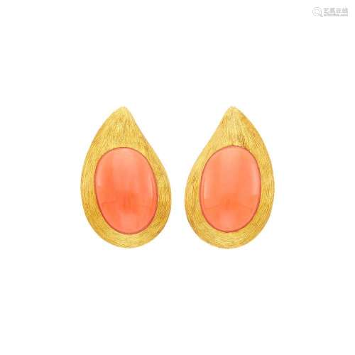 Henry Dunay Pair of Gold and Coral Earclips