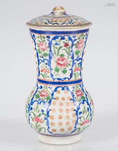 Porcelain vase. China. East India Company. 18th century.