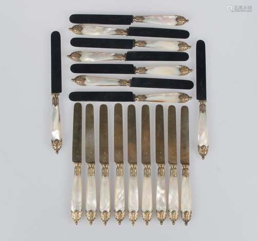 A set of 9 mother-of-pearl and vermeil silver knives. J.Fel....