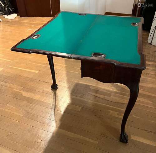 Mahogany gaming table. England. Late 19th century.