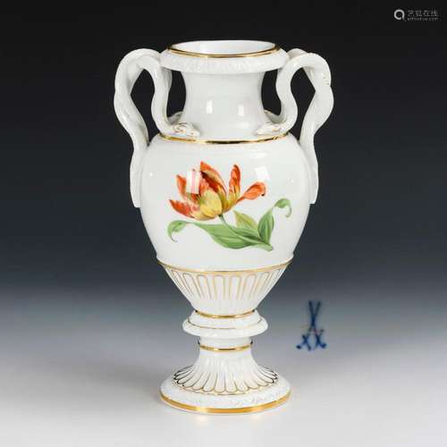 SCHLANGENHENKELVASE. MEISSEN.