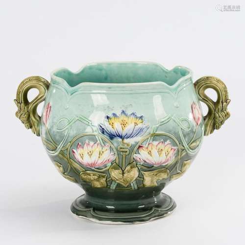 JUGENDSTIL-CACHEPOT MIT SEEROSEN.