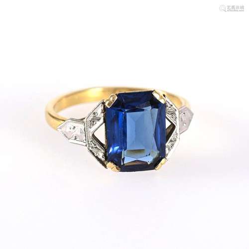 RING MIT BLAUEM STEIN?.