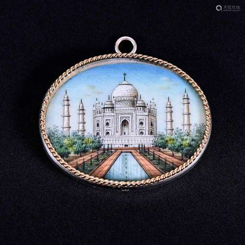 ANHÄNGER MIT MINIATUR DES TAJ MAHAL.