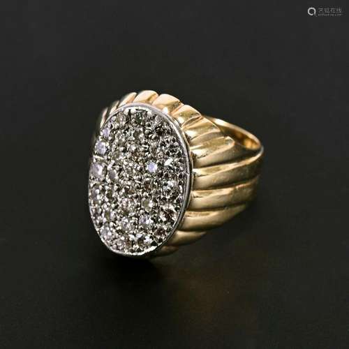 RING MIT BRILLANTEN.