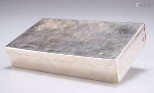 A VICTORIAN SILVER HUNTSMAN'S SANDWICH BOX