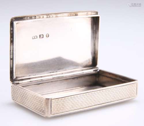 A VICTORIAN ENGINE-TURNED SILVER SNUFF BOX