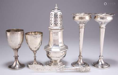 A MIXED GROUP OF SILVER, 20TH CENTURY