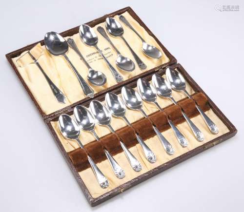 A MIXED GROUP OF SILVER TEASPOONS, ETC., EDWARDIAN AND LATER
