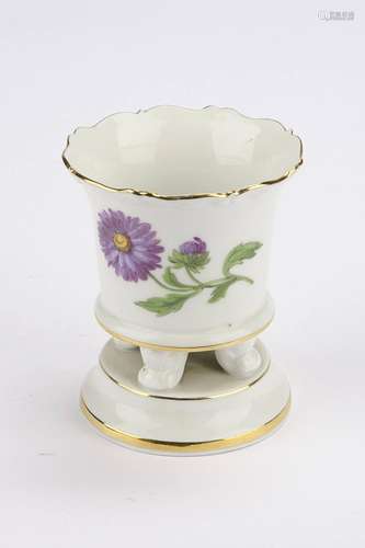 Vase, Meissen, Schwertermarke, 1. Wahl, Sockelform, Blume 1,...