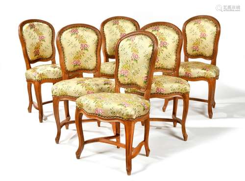 SUITE DE SIX CHAISES