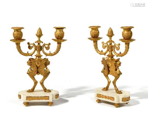 PAIRE DE CANDELABRES