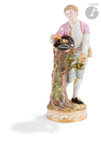 Meissen Statuette en porcelaine représentant un jeune homme ...