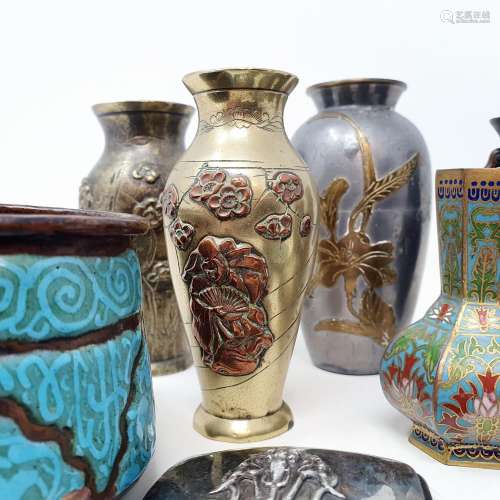 A Japanese bronze vase, 9 cm, an Indian silver belt buckle, ...