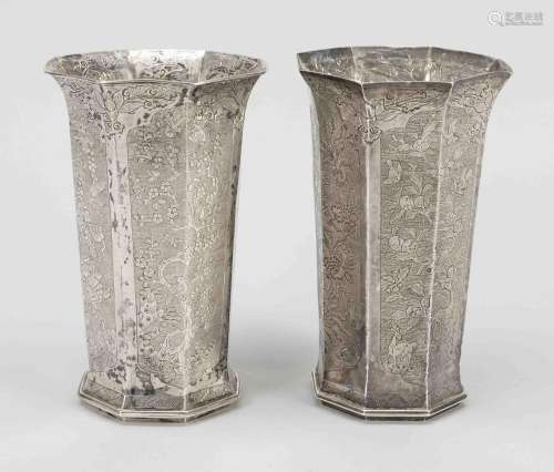 A pair of silver goblets, Chin