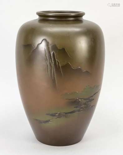 Bronze shoulder vase, Japan, M