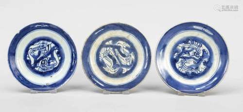 3 dragon plates blue and white
