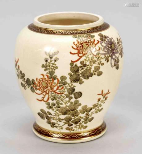 Satsuma shoulder vase, Japan,