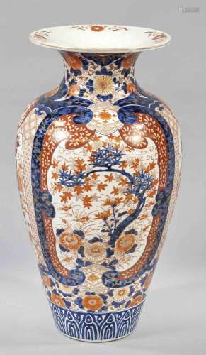 Large Imari Vase, Japan, Edo p