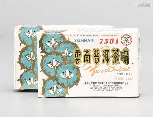 2008年 中茶7581普洱熟茶砖