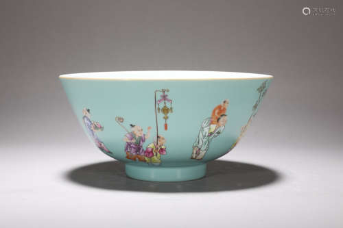 Qing Dynasty Jiaqing pastel figure bowl