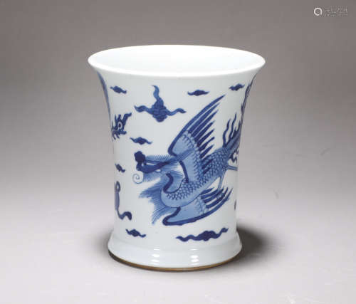 Qing Dynasty Kangxi blue and white phoenix pattern pen holde...