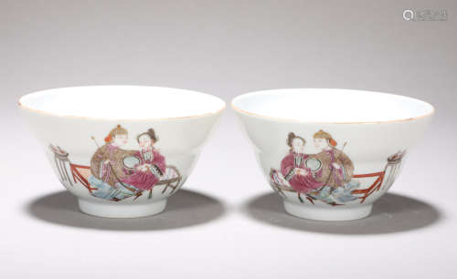 A pair of pink figure bowls in Xianfeng of Qing Dynasty