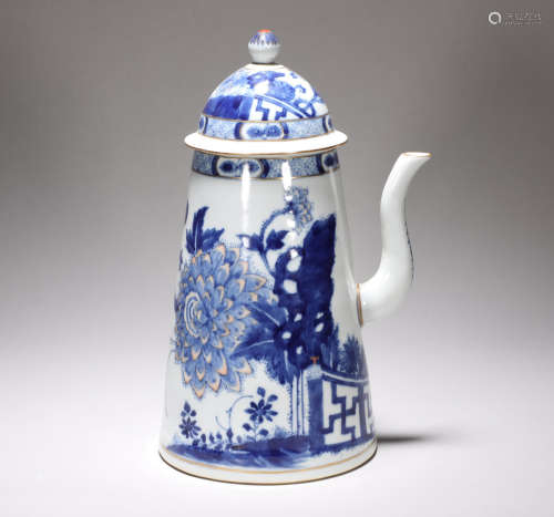 Qing Dynasty Qianlong Blue and White Rich Peony Pot.