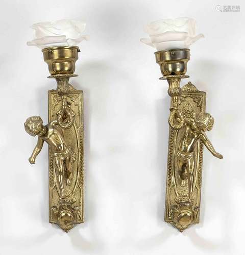 Pair of wall lamps, 20th c., brass,